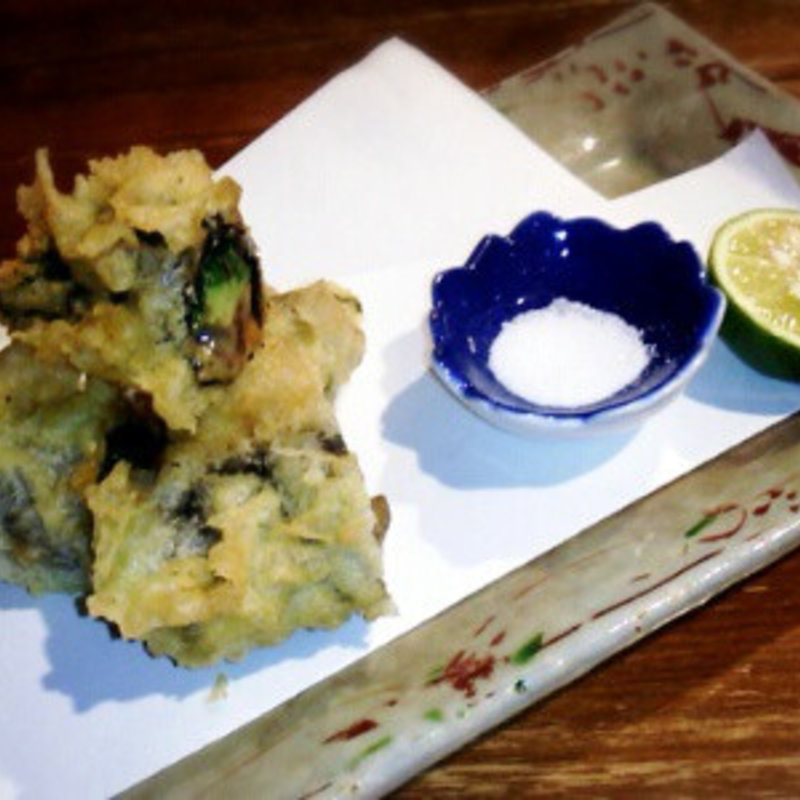 うにとアボカドの磯部あげ(こなから)