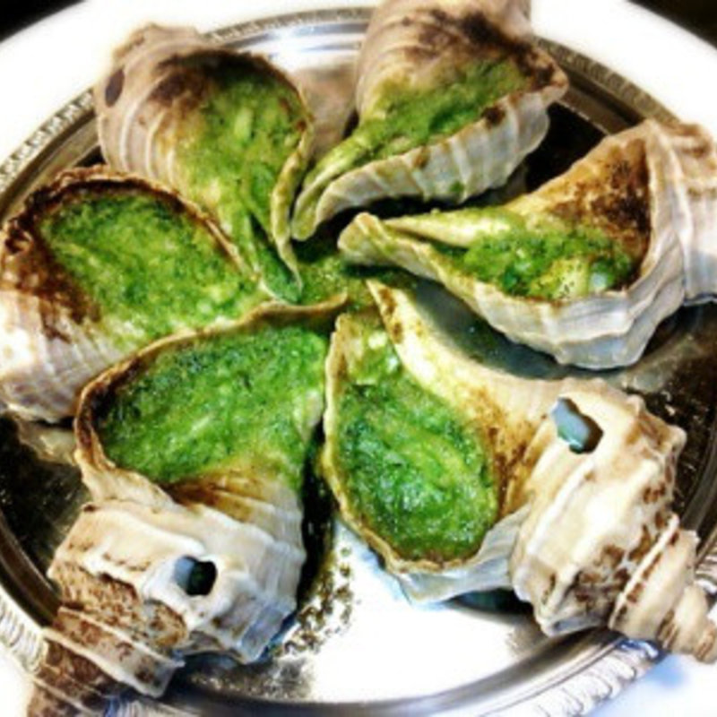 日高産つぶと舞茸のガーリックバター焼き(リストランテ　カプリカプリ)