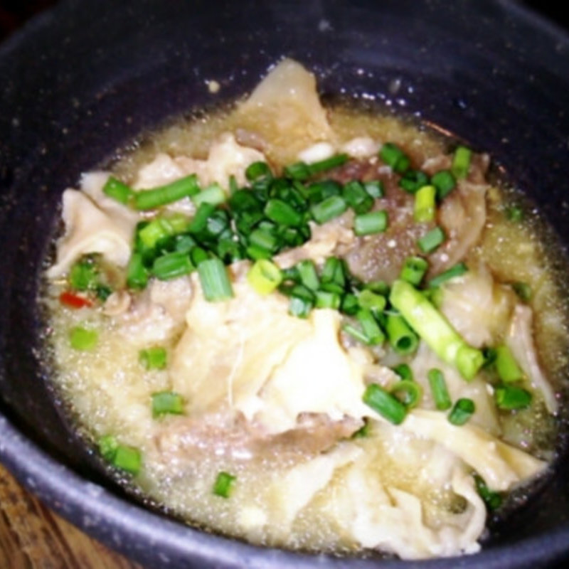 牛モツと牛すじの味噌煮込み(道産食材×炭火焼 花花)