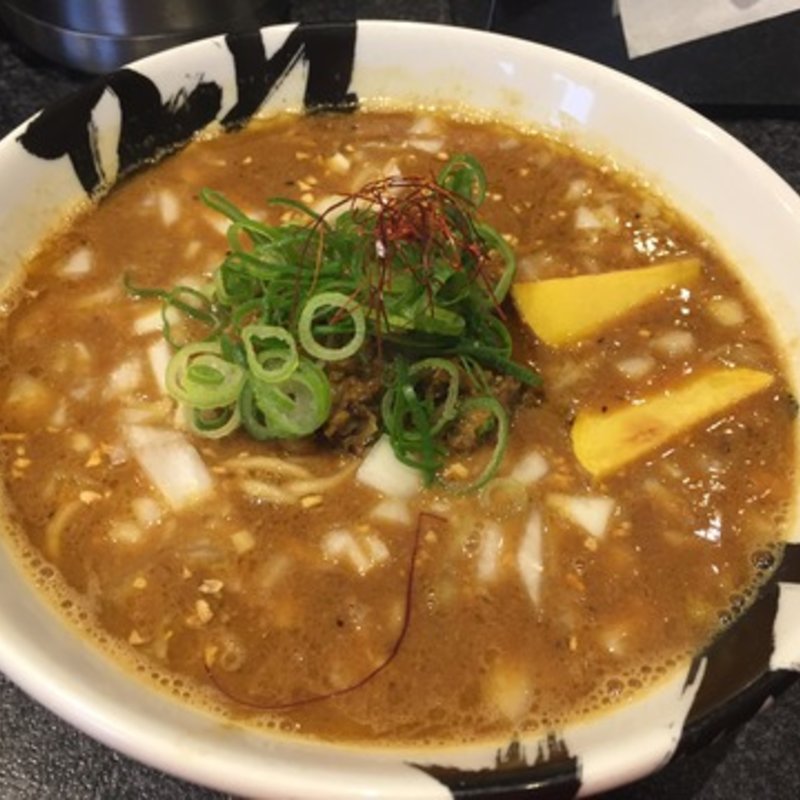牛づくしカレーラーメン(麺屋とがし 龍冴 )