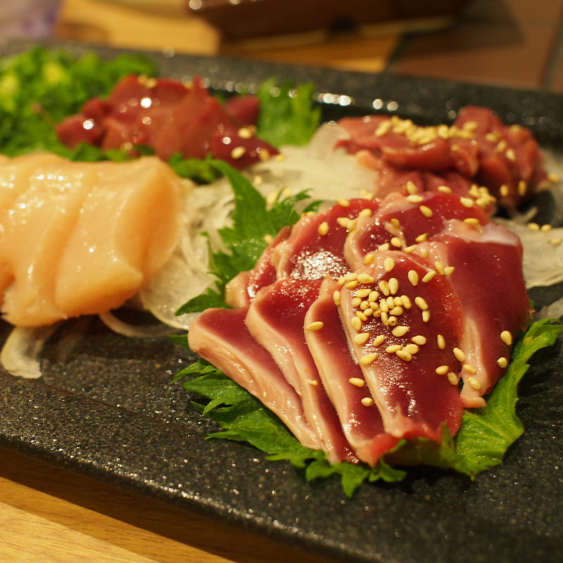 鶏刺し4種盛り(酒美鶏 葛城)