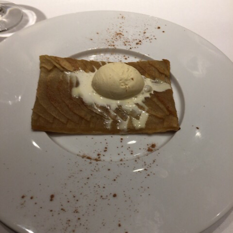 りんごタルト(かえりやま)