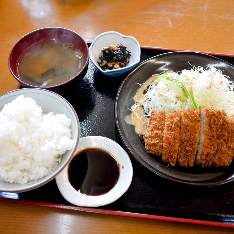 トンカツ定食(ごはんや こころ )