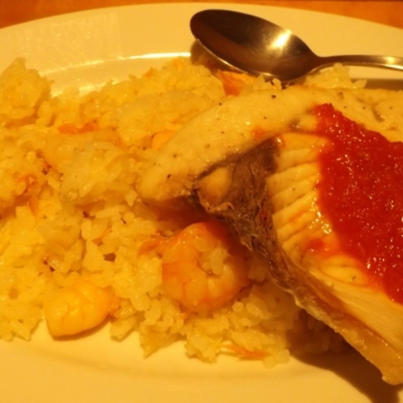 シーフードピラフとメカジキのグリル(てっぱんグリル ごちそう亭)