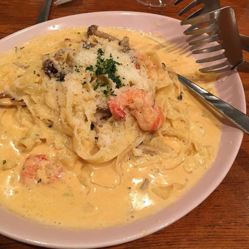 フェットチーネと小エビのウニソース(トラットリア ボスコ)