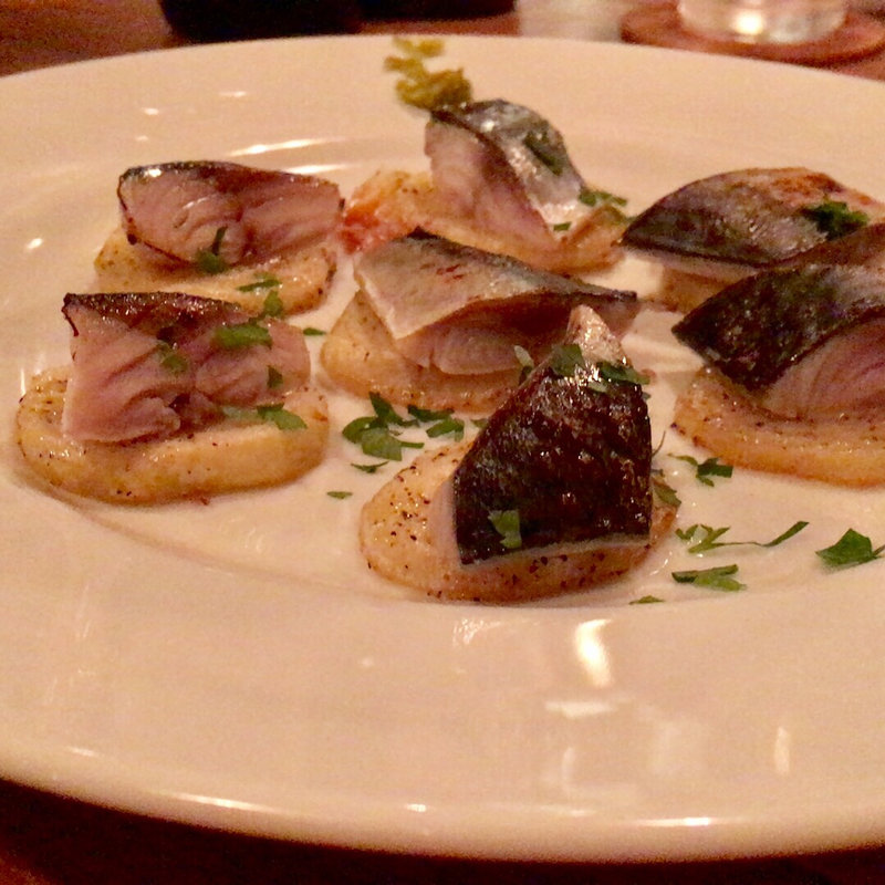 名物・炙り〆鯖とポテトのソテー(BIANCARA)