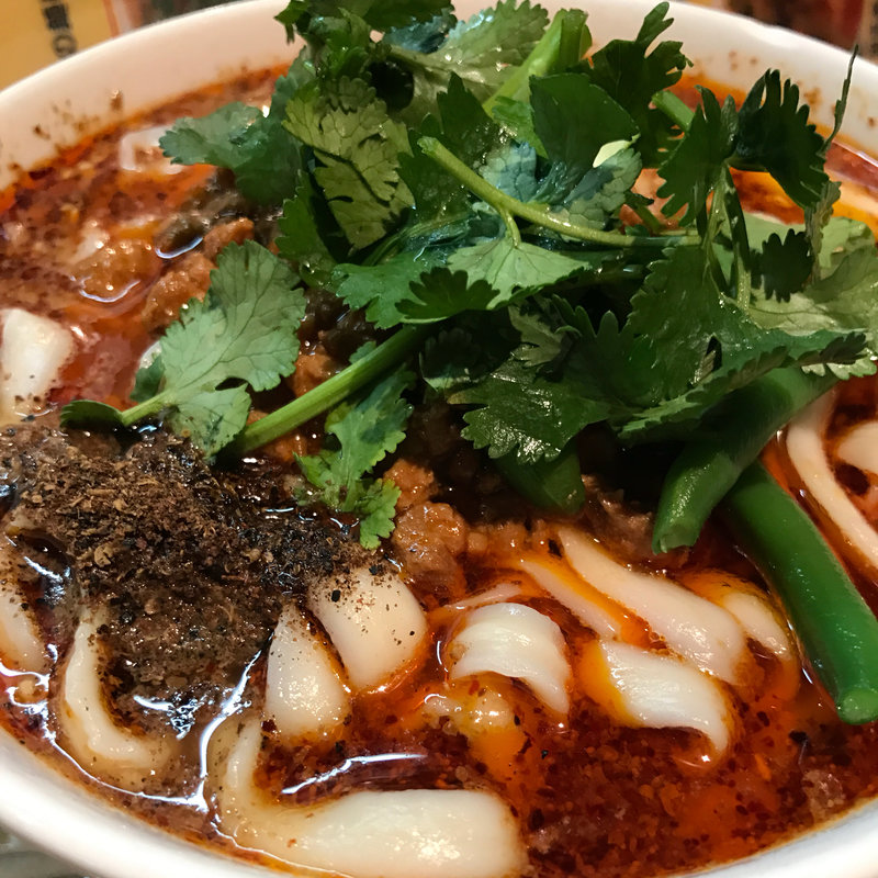 麻辣刀削麺(刀削麺園)