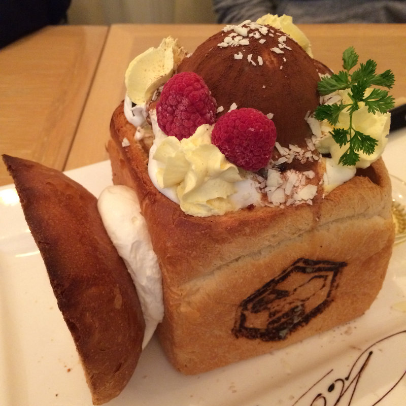 ハニトー生チョコカスタード(ハニトーカフェ秋葉原店 )