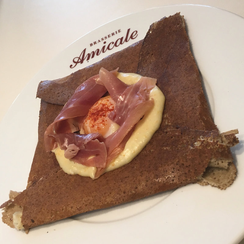 ガレット・コンプレット(ブラッスリー アミカル)