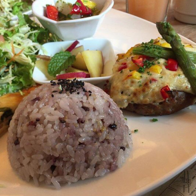 限定15食ワンプレートランチ(BASECafe)