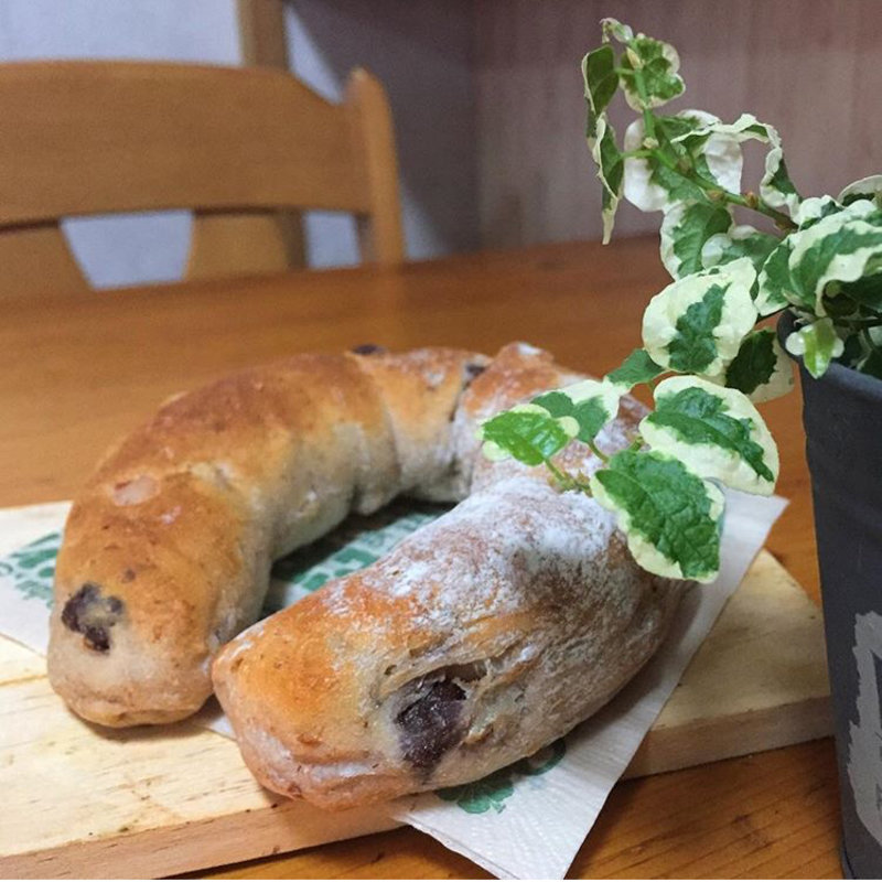 三日月パン(輪Sya （リンシャ）)