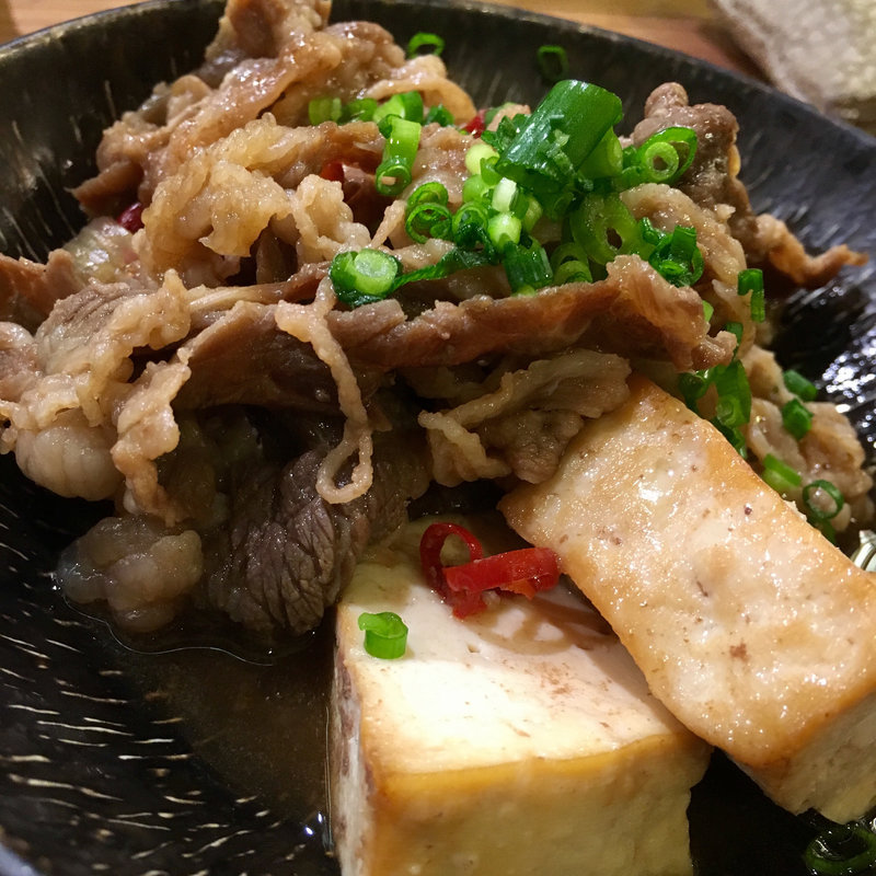 牛バラ肉の肉豆腐(長浜鮮魚卸直営店 博多 魚助)