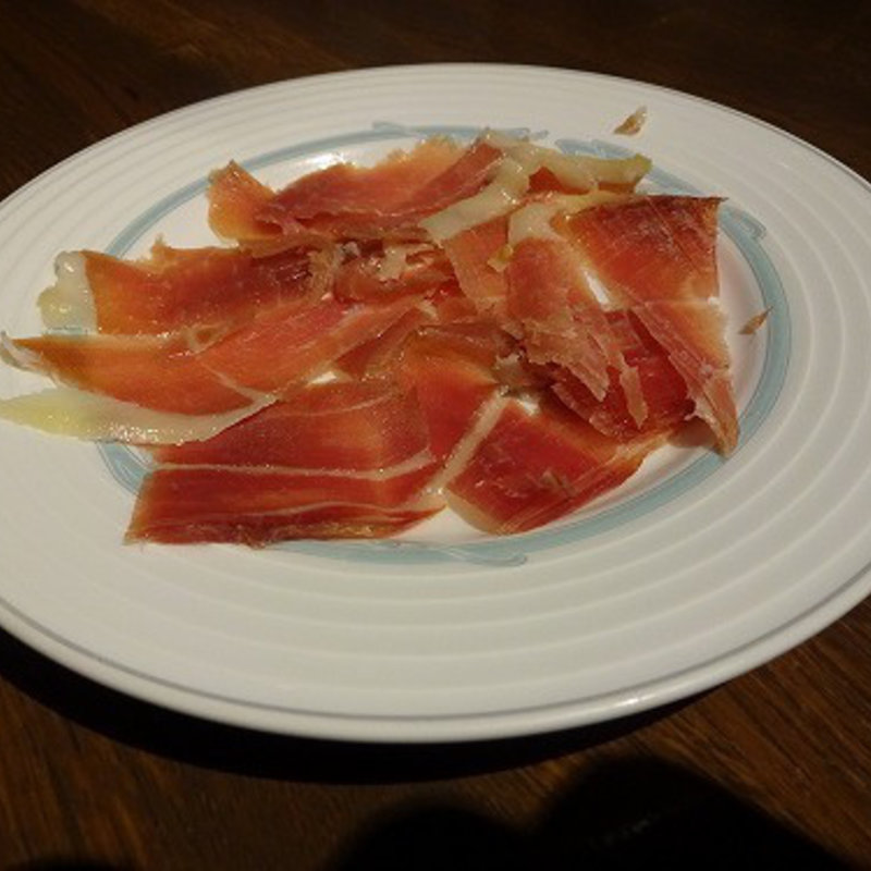 スペイン産24ヶ月熟成生ハム・ハモンセラーノ (Bistrot a Vin LA－FINA)