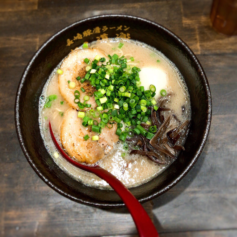 博多とんこつラーメン(麺屋　導楽 )