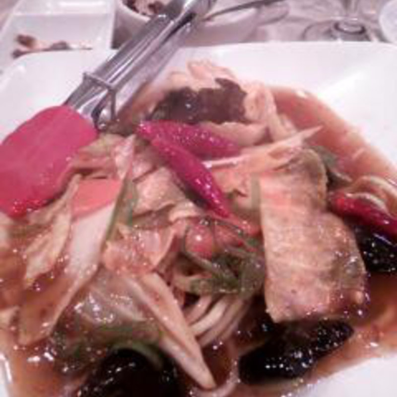 太麺のあんかけ焼きそば(中華＆日本酒バル～ぼぶ)