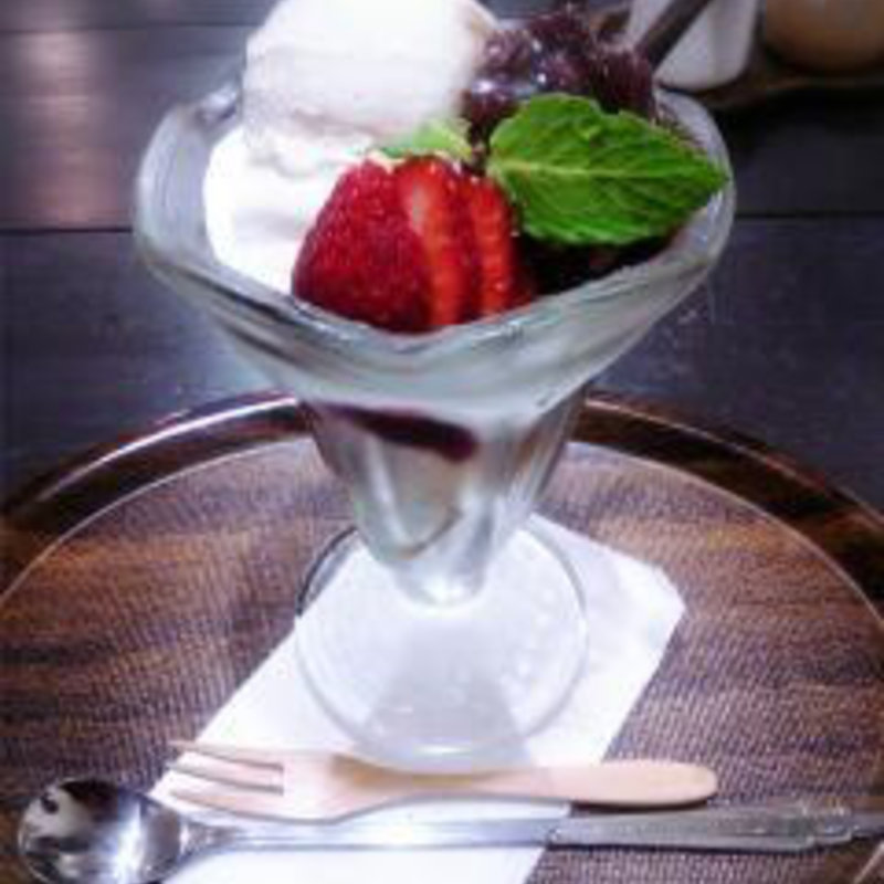 クリームチーズパフェ(ブシュロン)