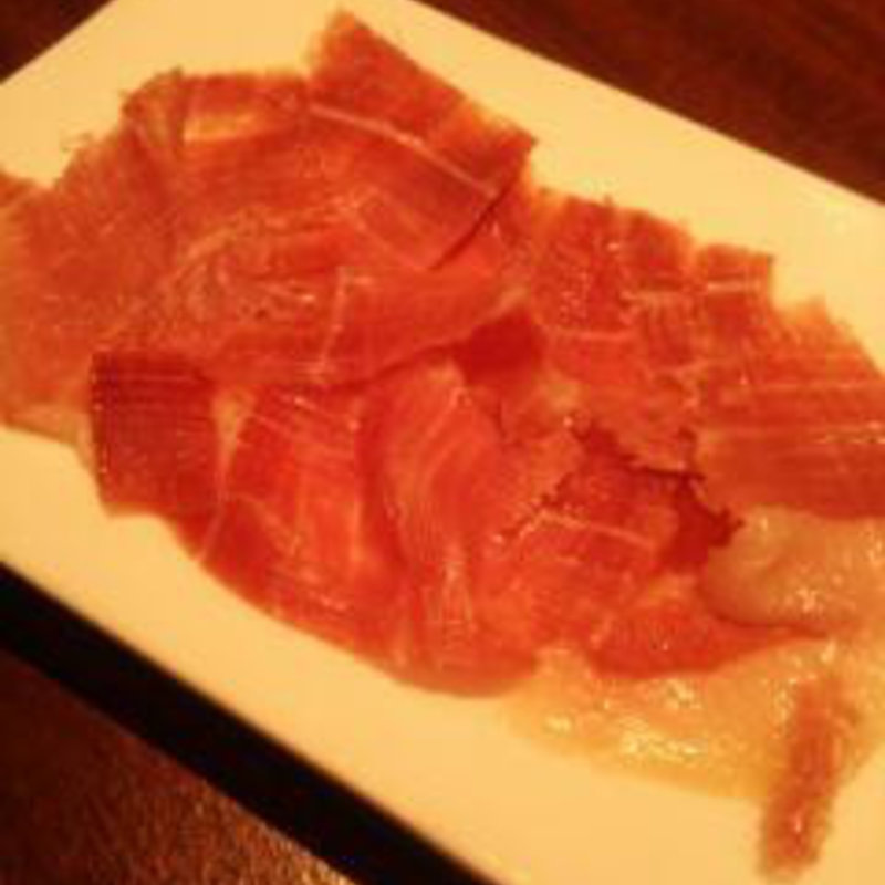 ハモン・セラーノ(サラザンバードット （sarrasin bar dot）)