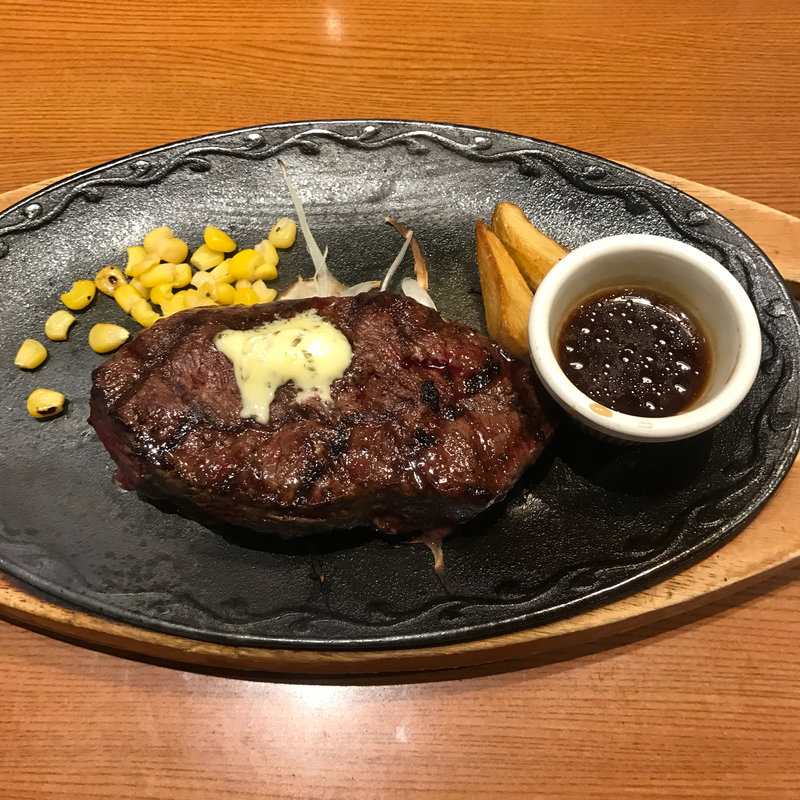 プレミアけんステーキ レギュラー（180g） 淡路島産オニオン（マーガリン付）(けん 国分寺店 )