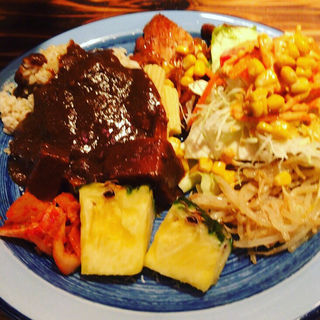 カレーブュッフェランチ(西新宿もうやんカレー なごや )