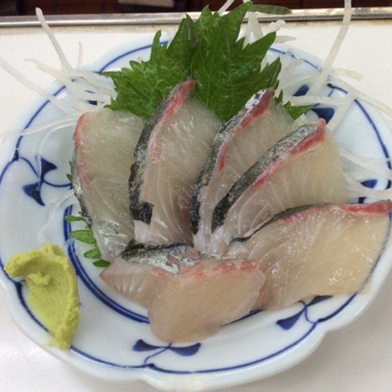 シマアジ(酒房半田屋 新世界店)