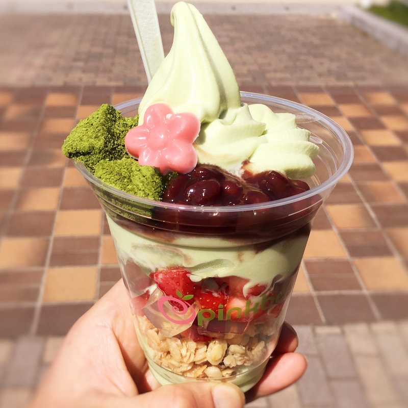 抹茶とわらび餅のパフェ(パークショップ)