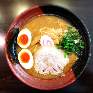 中華そば（大盛）(つけそば 麺彩房 五反田店 （つけそば めんさいぼう）)