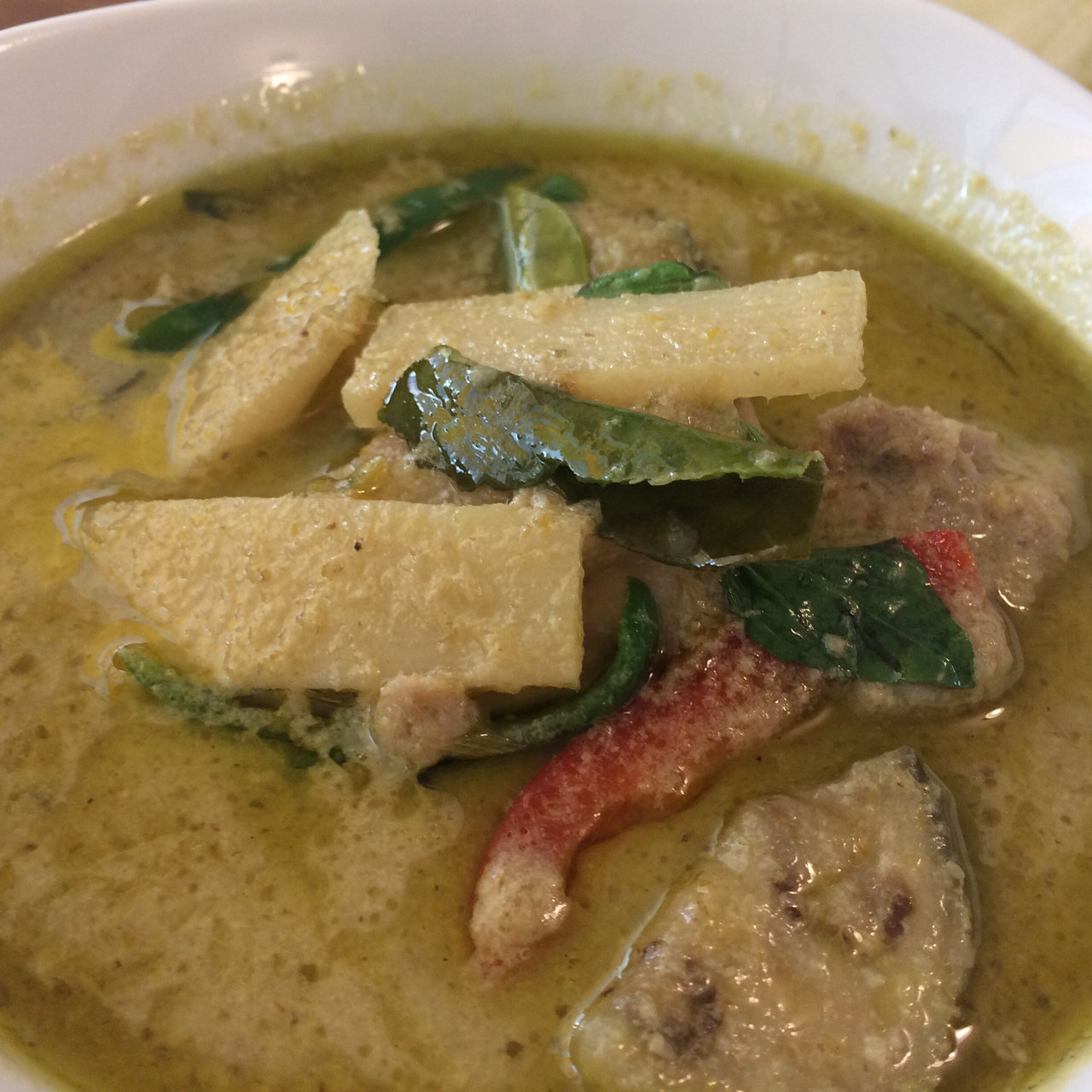 北海道で食べられる人気グリーンカレーランキング Sarah サラ