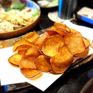 安納芋のチップス(おでんや潮 恵比寿本店)