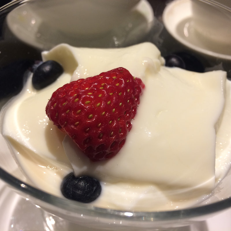 とろとろ杏仁豆腐(ザ・ベーカリー＆ペイストリー)