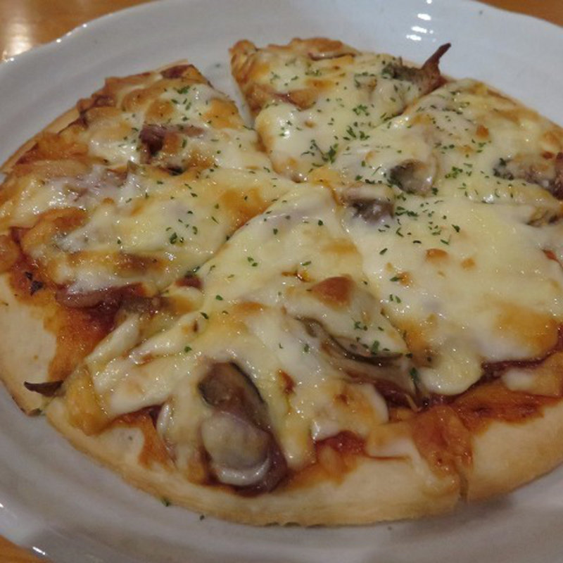 気まぐれピザ(ふゅうじょん )