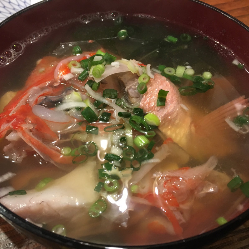 魚のあら汁(源八船頭 新小岩店)