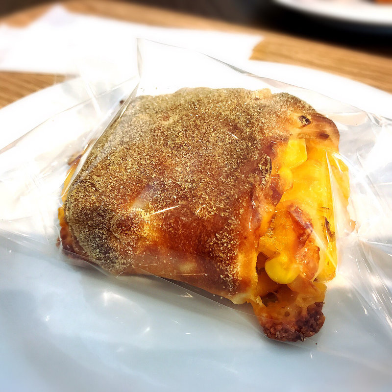 コーンロール(ブレッド&バター)