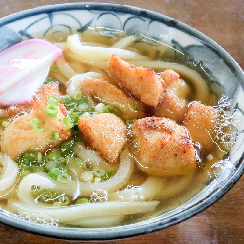 かしわうどん(宝山亭 （ほうざんてい）)