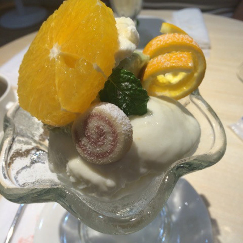 チーズとオレンジ月の使者(幸せのレシピスイート すすきの店)