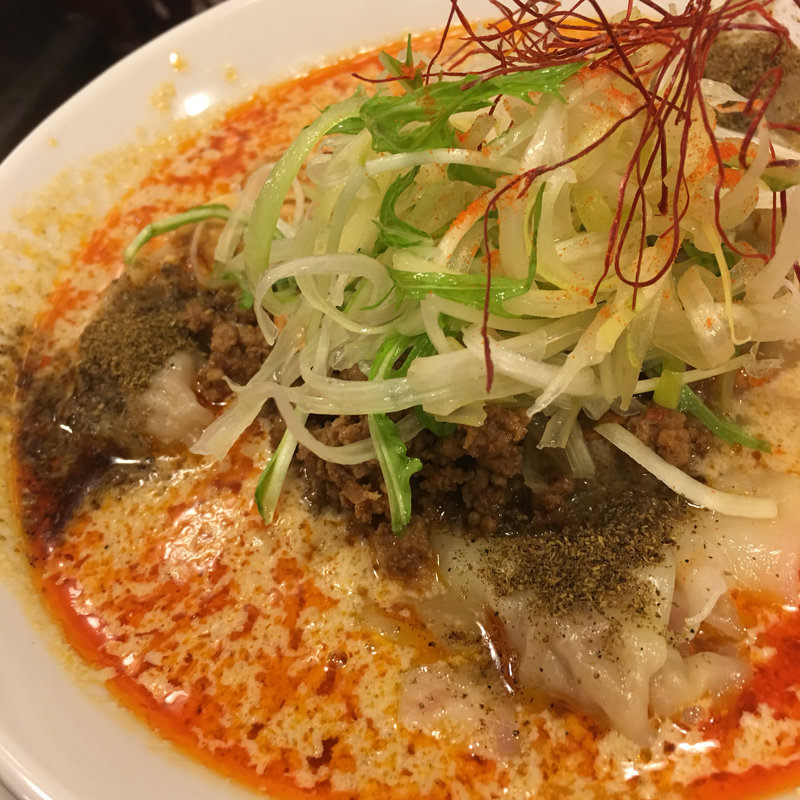 わんたん担々麺(広州市場 西新宿店)