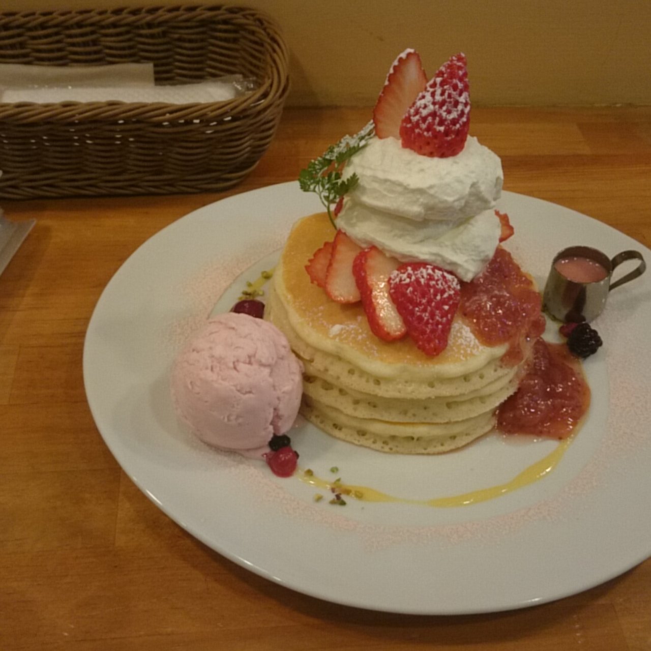 東京都で食べられるおすすめのいちごパンケーキ30選 Sarah サラ