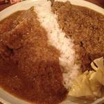 キーマカレー、チキンカレーのあいがけ、大盛り(カレーちゃん家 )