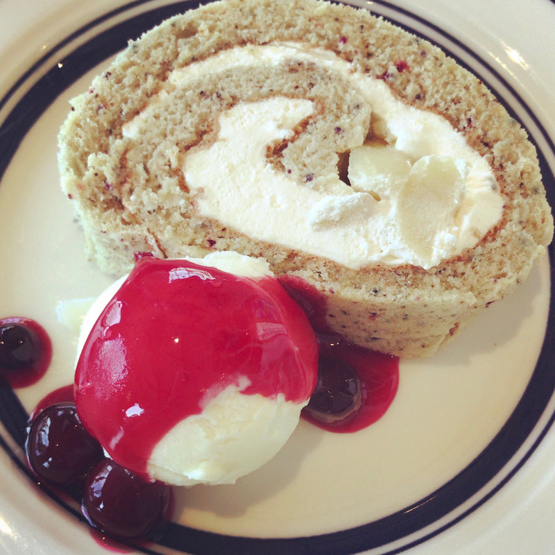 ロールケーキ(ヒナノ珈琲 鶴ヶ島店)