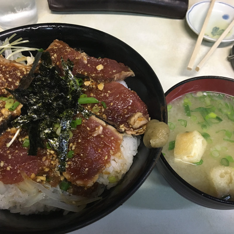 (宮崎市中央卸売市場内いなり食堂)