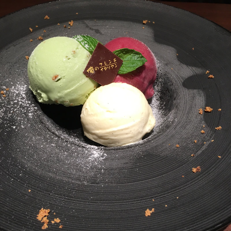 3種類 アイスの盛り合わせ(俺のフレンチ イタリアン)