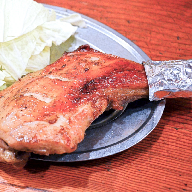 こだわりの骨付鳥(骨付鳥 たあちゃん （地鶏を扱う骨付鳥専門店）)