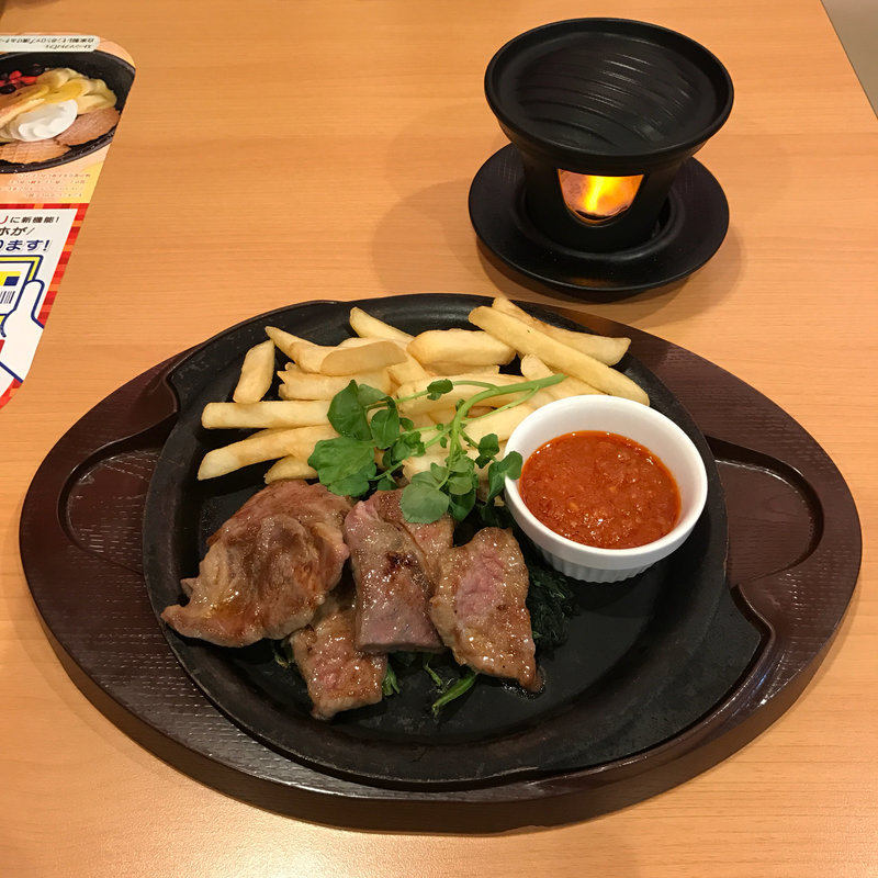 ビーフカットステーキ（ガーリックソース）(ガスト 小平回田店 )