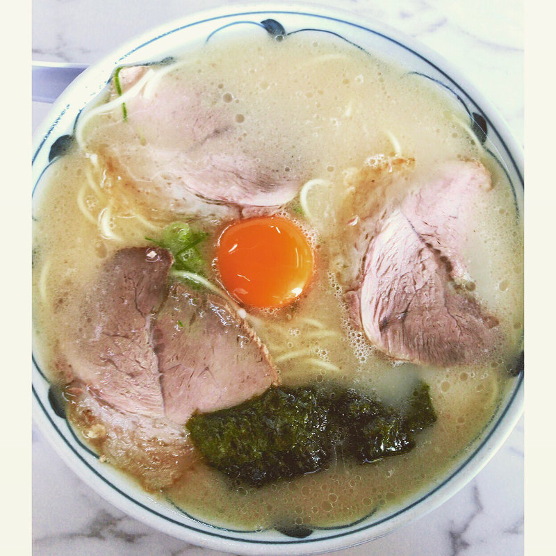 卵入ラーメン(らーめん もとむら （【旧店名】一休軒 鍋島店）)