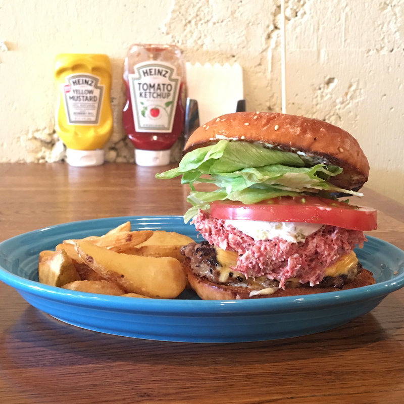 コーンビーフバーガー(SMASH HEAD)