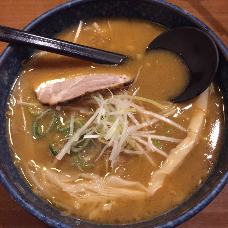焙煎みそラーメン(さっぽろ焙煎ラーメン みのや すすきの店)