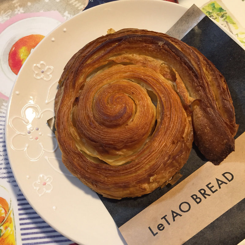 塩バターロールクロワッサン(ドレモルタオ)