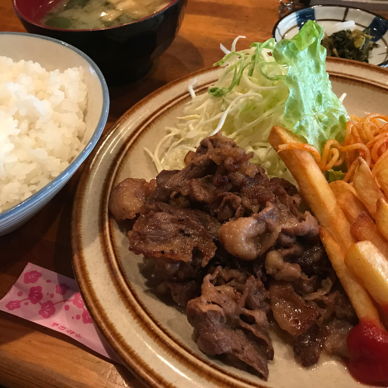 牛肉のバター焼き(COFFEE & COOK むちゃちゃ)