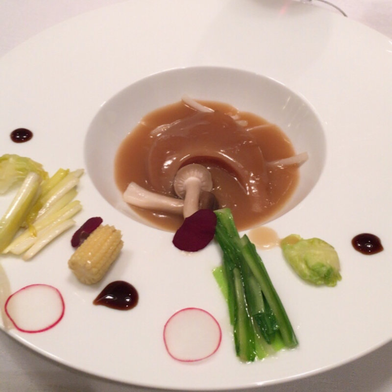 フカヒレ姿煮(旦妃楼飯店 （ダンヒロウハンテン）)