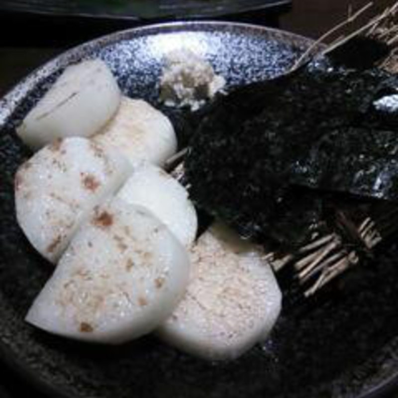 焼き長いもの山わさび添え(かくれんぼ)