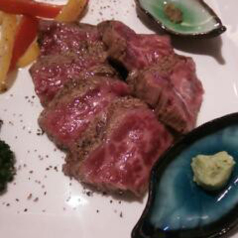 和牛の一口ステーキ(はなぐれ)